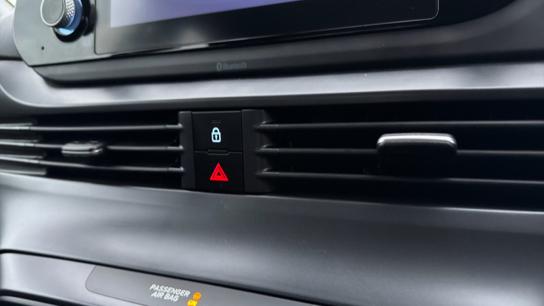 Hyundai i20 1.0T GDi 48V MHD SE Connect 5dr Petrol Hatchback